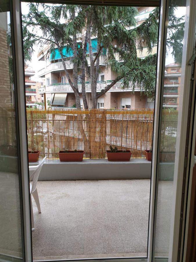 Trilocale Lido Di Roma Lägenhet Lido di Ostia Exteriör bild