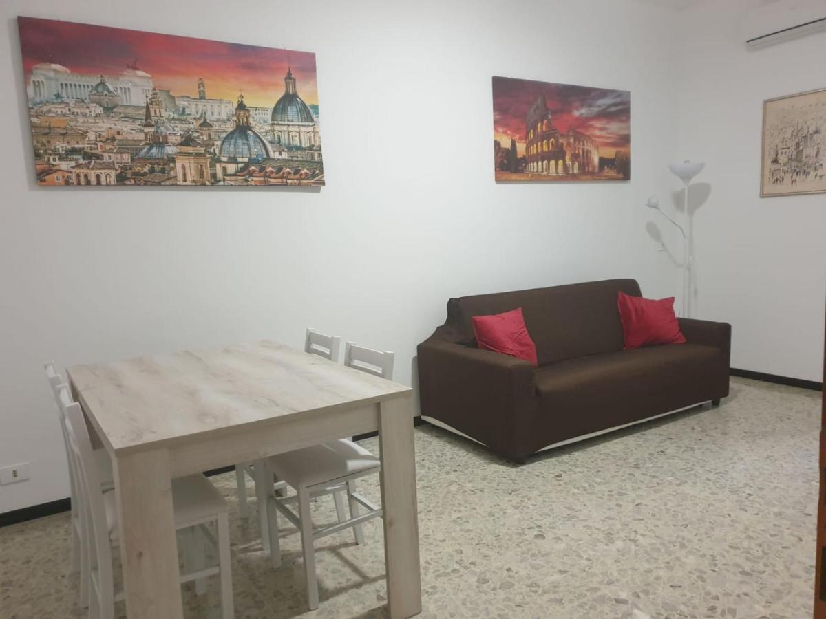 Trilocale Lido Di Roma Lägenhet Lido di Ostia Exteriör bild