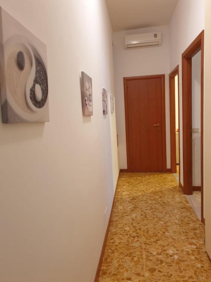 Trilocale Lido Di Roma Lägenhet Lido di Ostia Exteriör bild