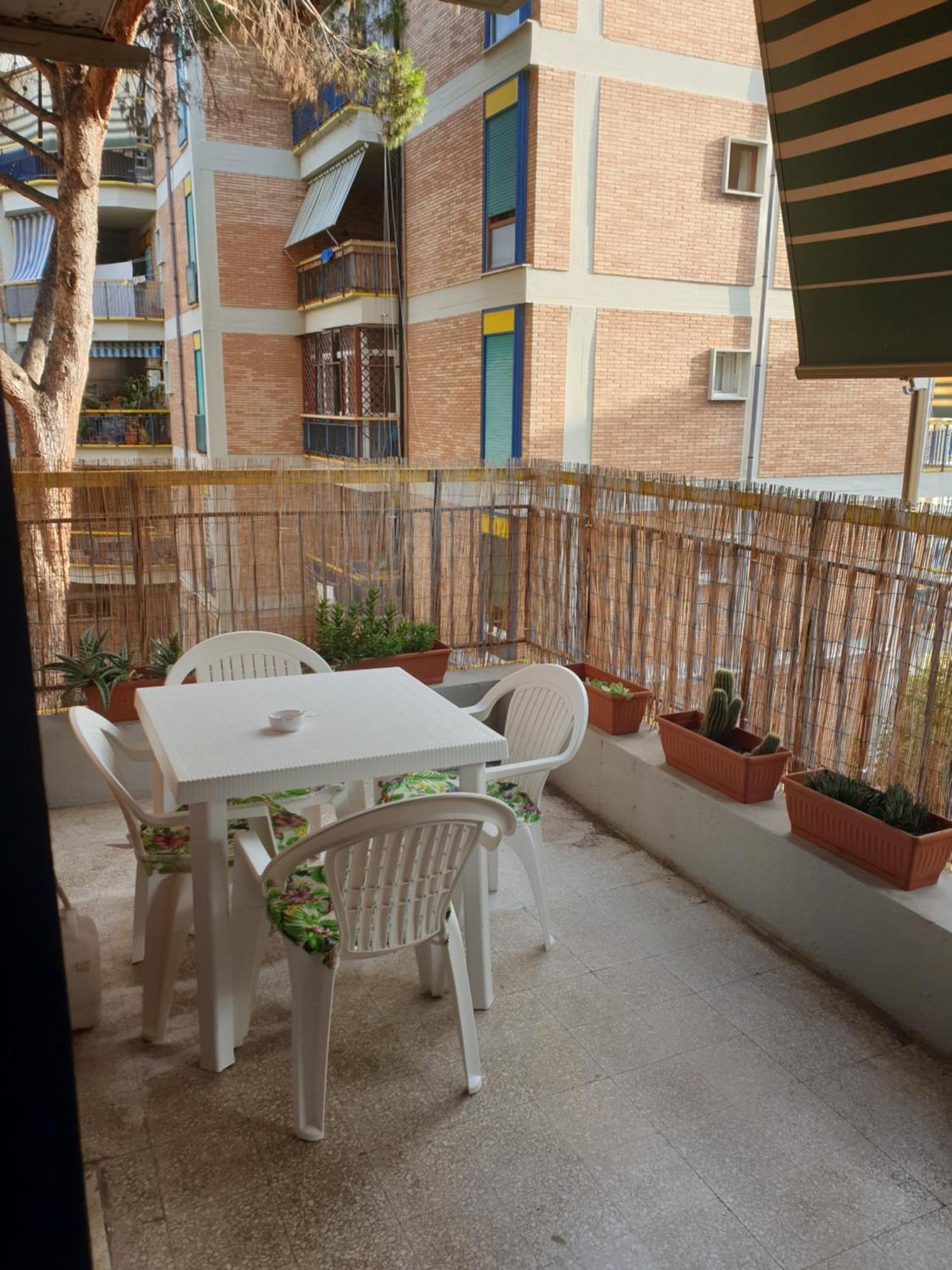 Trilocale Lido Di Roma Lägenhet Lido di Ostia Exteriör bild